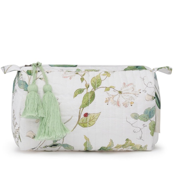 New Wild Floral Cotton Quilted Makeup Bag w/ Tassels - Picture 1 of 5